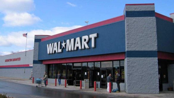 Bár pár nap alatt két Walmartban is volt lövöldözés, az áruházláncban továbbra is lehet majd fegyvereket venni