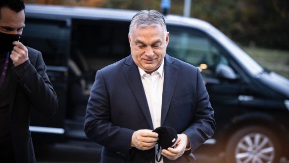 Emelkedő árak, elszálló forint és infláció – idén utoljára kérdezhet az ellenzék Orbán Viktortól