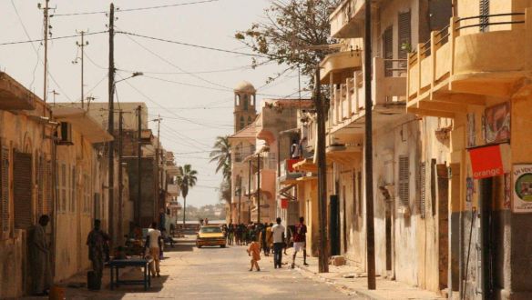 Szenegálban nem akarja mindenki eltörölni a gyarmati múlt emlékeit