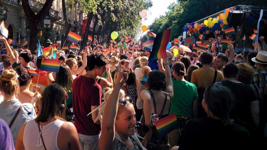 Kisöpörné a homofóbiát a közéletből, tüntetést szervezett a Budapest Pride