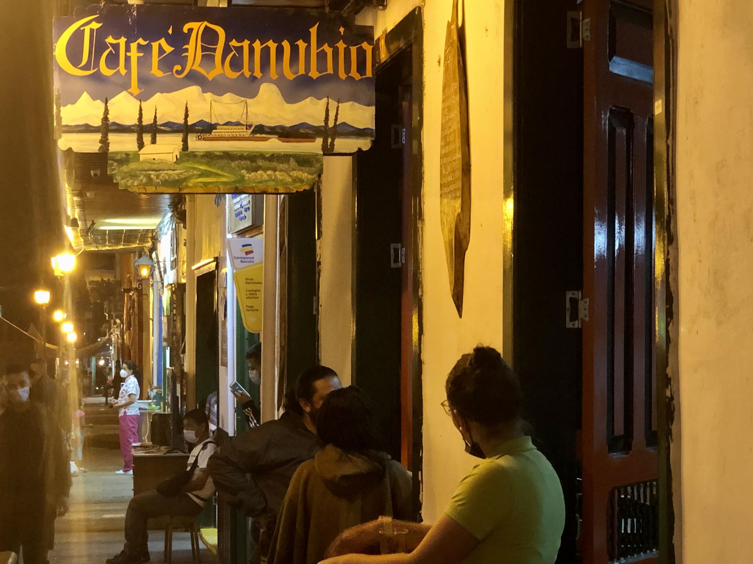 A Cafe Danubia a Kávéövezetben.