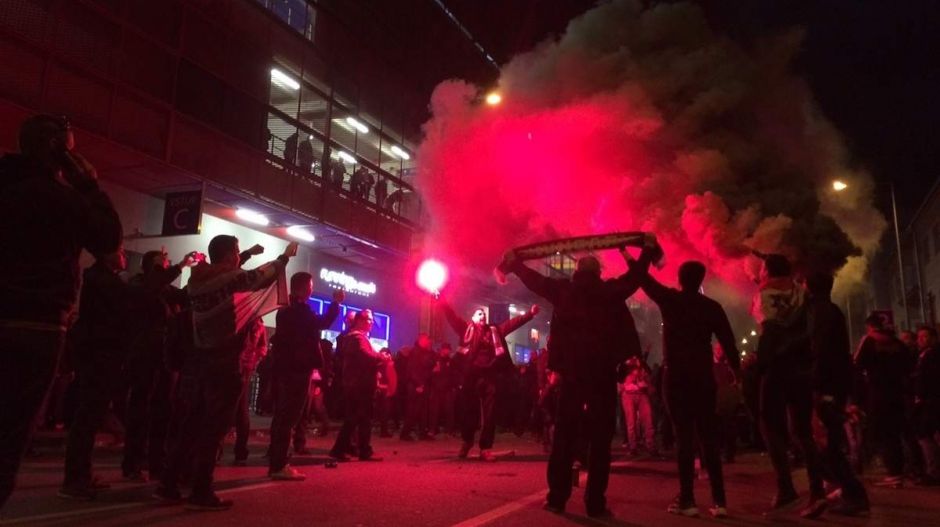 Megérkezett az UEFA büntetése Magyarországnak: rasszizmus, rendbontás