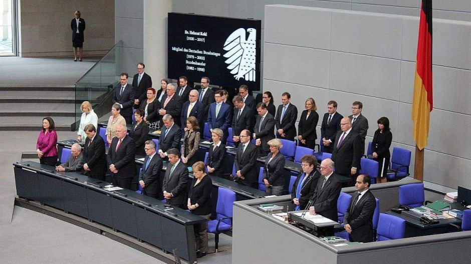 Hét fotó a Bundestagból, amit a magyar parlamentben nem tudnánk megcsinálni
