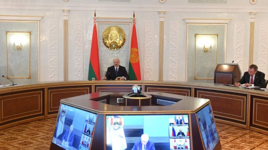 Lukasenka: Az emberek jobban tudnak dönteni az életükről, mint én vagy Isten tennénk