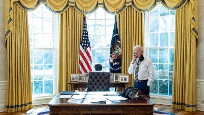 Formálódik Biden külpolitikája: Amerika visszatért