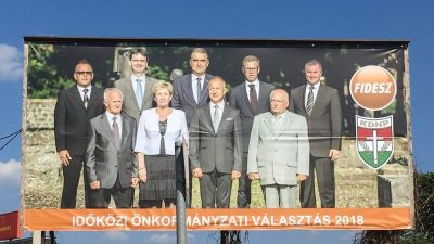 Szorosan bár, de lenyomta a Fidesz Dömsödi Gábort a pásztói időközin