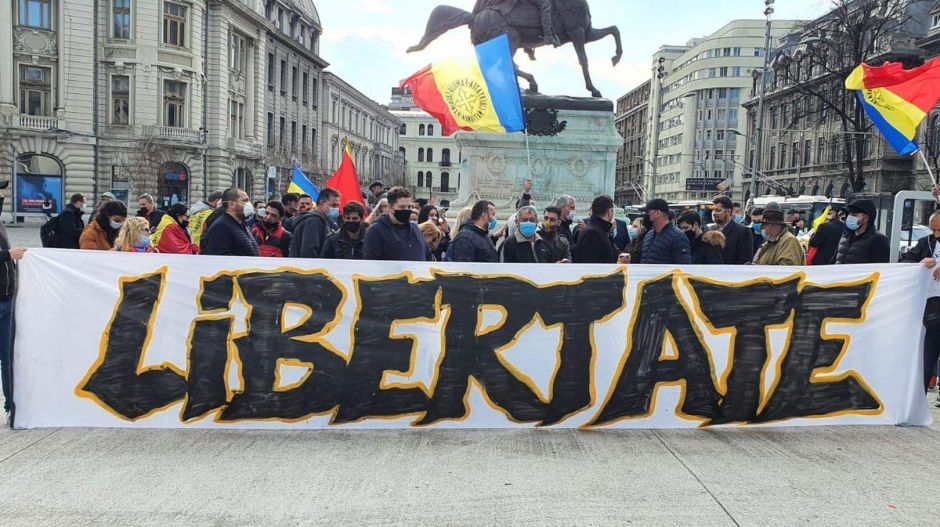 A magyarellenes szélsőjobb is csatlakozott a lockdownellenes tüntetésekhez Romániában