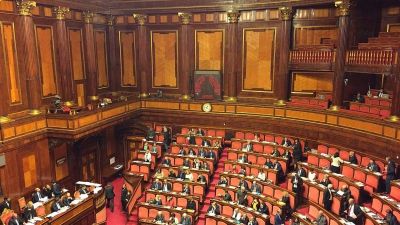 Renzi megalomániája okozta a kormányválságot – olasz politikai elemző az Azonnalinak