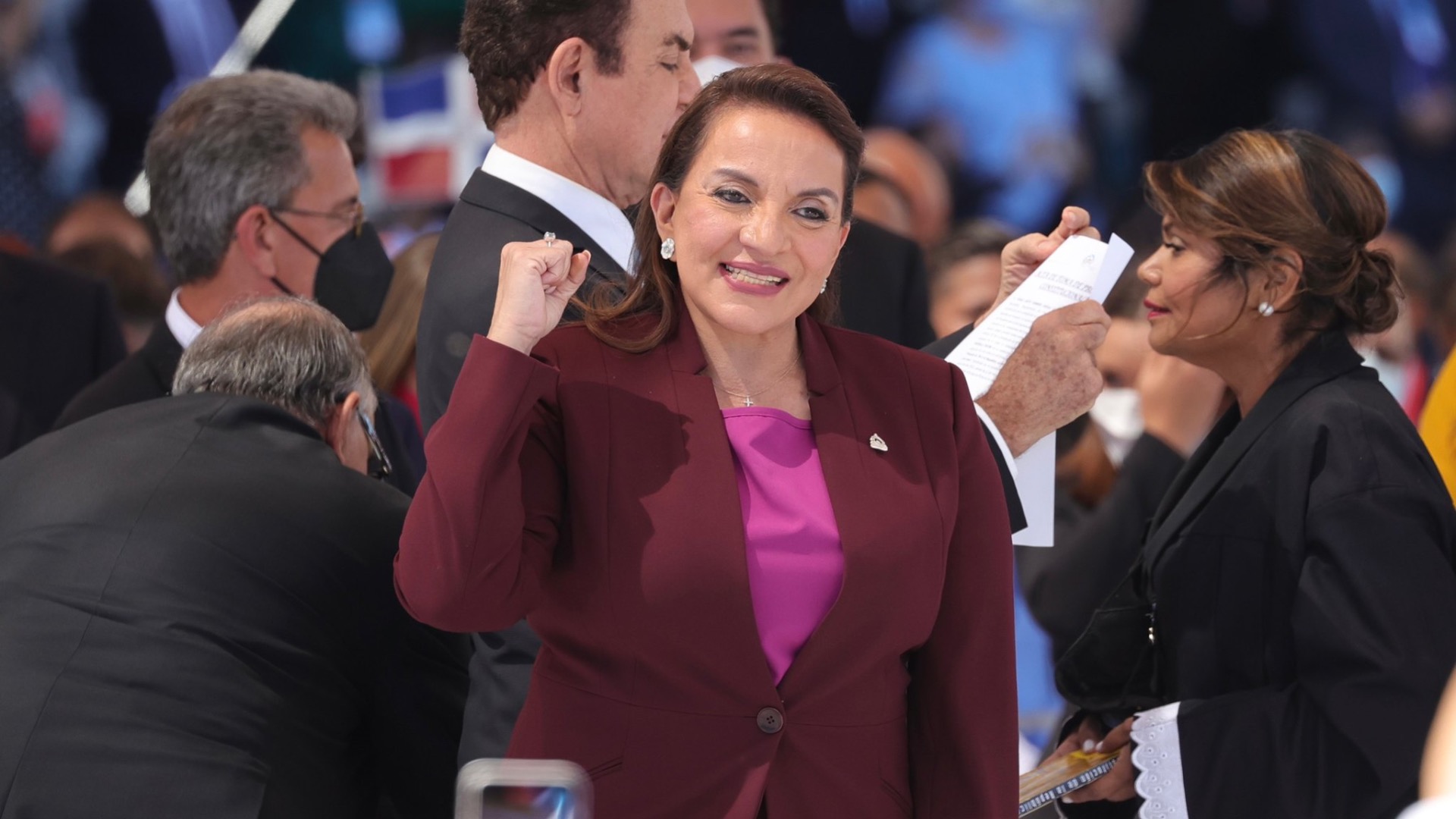 Xiomara Castro, Honduras 2021 novemberében megválasztott elnöke a januári beiktatási ceremóniáján.
