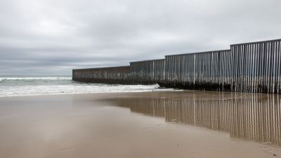 Novemberben megnyitja szárazföldi határait az USA Kanada és Mexikó előtt a teljesen oltottak számára