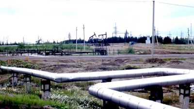 EU-csúcs: lehet embargó az orosz kőolajra, de a vezetékeken keresztül továbbra is jöhetne