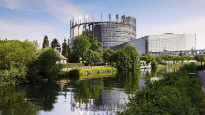 Klímavédelem miatt zárná be az EP strasbourgi épületét az európai szélsőbal, de a francia tagpártjuk ellenkezik