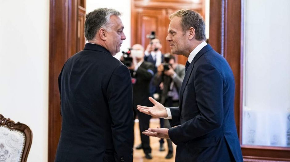 A Néppárt továbbra sem hajlandó dönteni a Fidesz tagságáról