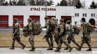 A NATO növeli a védelmi erőket az orosz agresszióra válaszul